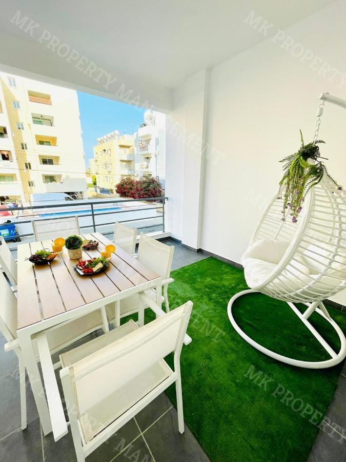 Coastal Getaway Apartment Larnaca Ngoại thất bức ảnh