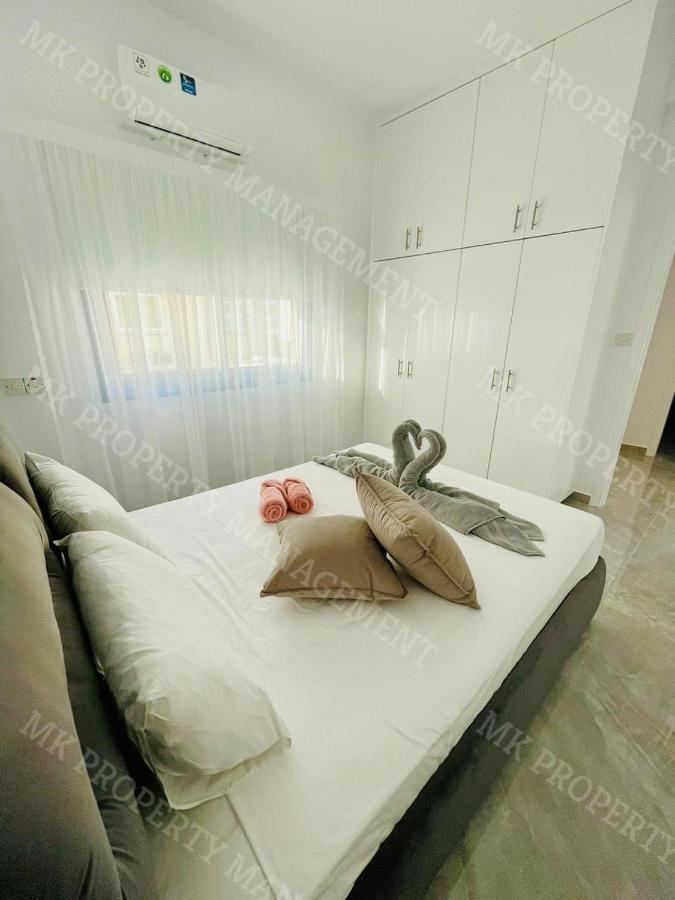 Coastal Getaway Apartment Larnaca Ngoại thất bức ảnh