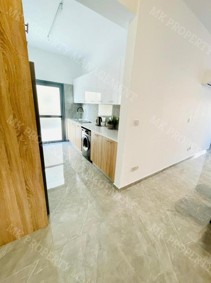 Coastal Getaway Apartment Larnaca Ngoại thất bức ảnh