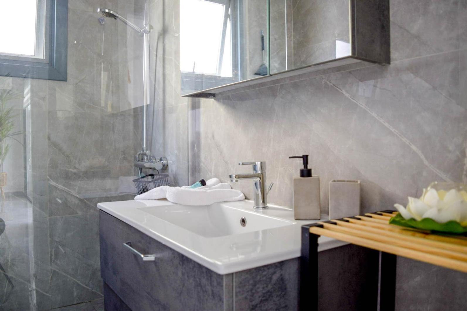 Coastal Getaway Apartment Larnaca Ngoại thất bức ảnh