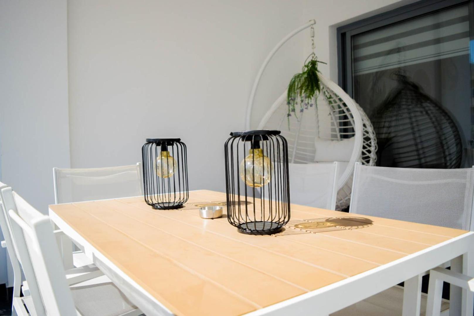 Coastal Getaway Apartment Larnaca Ngoại thất bức ảnh